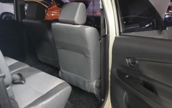 2nd Hand Toyota Avanza 2015 for sale in Quezon City-6