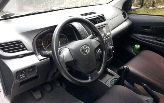 Selling 2nd Hand Toyota Avanza 2016 for sale in Angeles-7