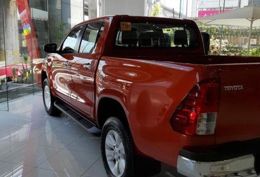 Selling Toyota Hilux 2019 Automatic Diesel in Parañaque-2