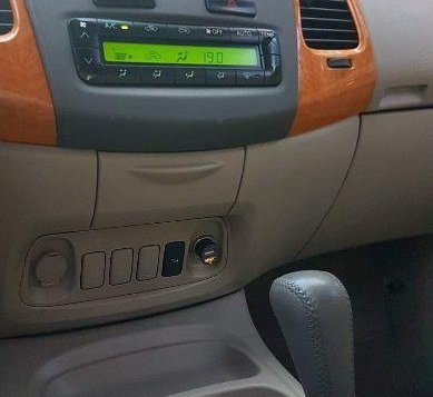 2010 Toyota Innova for sale in Parañaque-10