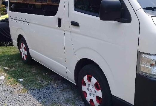 Selling 2016 Toyota Hiace Van for sale in Caloocan-2