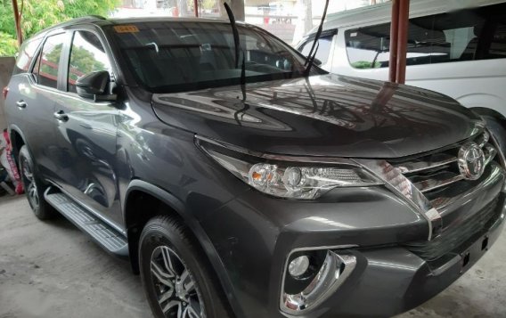 Toyota Fortuner 2018 Manual Diesel for sale in Quezon City