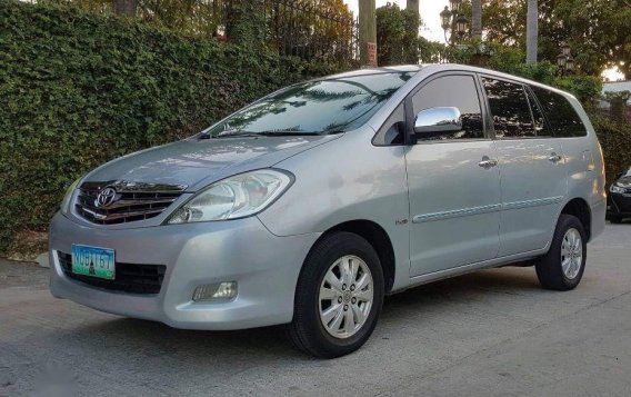 2010 Toyota Innova for sale in Parañaque