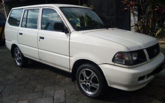 Selling Toyota Revo 2002 Manual Diesel in Antipolo-1