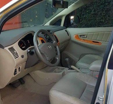 2010 Toyota Innova for sale in Parañaque-4