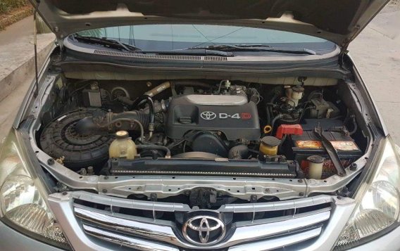 2010 Toyota Innova for sale in Parañaque-7