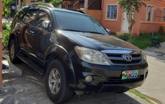 2nd Hand Toyota Fortuner 2007 at 90000 km for sale in Bacoor-3