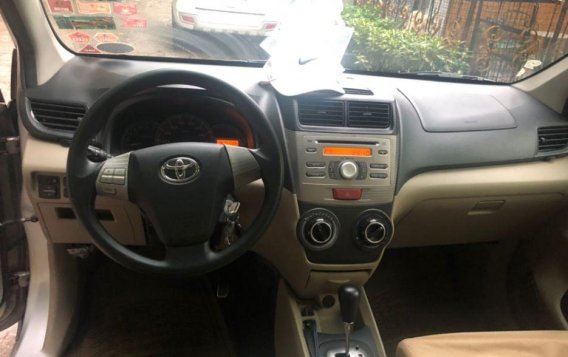 Selling 2013 Toyota Avanza for sale in Quezon City-6