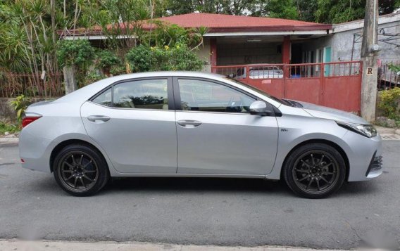 2nd Hand Toyota Altis 2017 for sale in Las Piñas-6