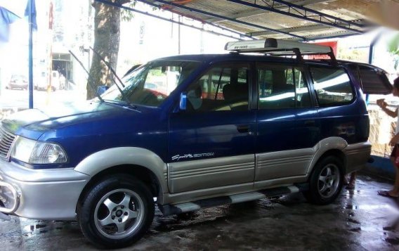 Selling 2nd Hand Toyota Revo 2002 for sale in San Mateo-4