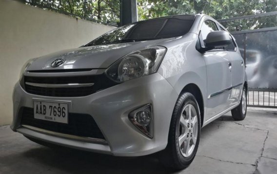Selling 2014 Toyota Wigo for sale in Bacolor