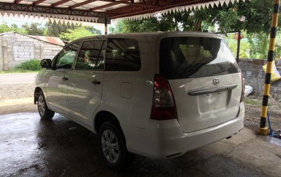 Selling 2nd Hand Toyota Innova 2012 in Gapan-2