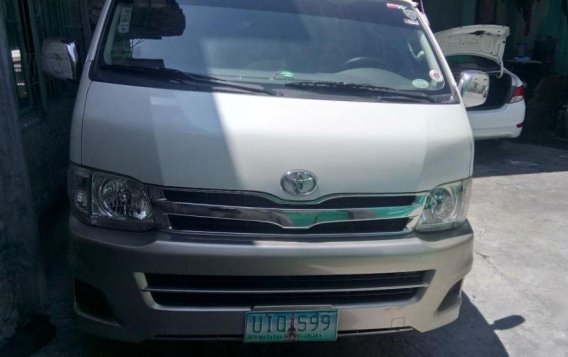 Selling 2nd Hand Toyota Hiace in San Juan-1