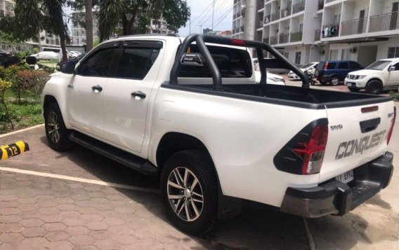 Selling Toyota Hilux 2018 at 20000 km in Manila-4
