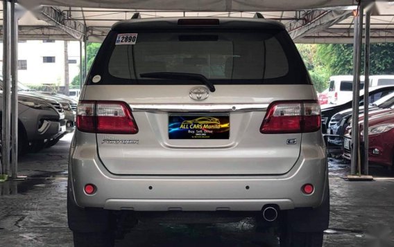 Toyota Fortuner 2010 Automatic Gasoline for sale in Makati-5