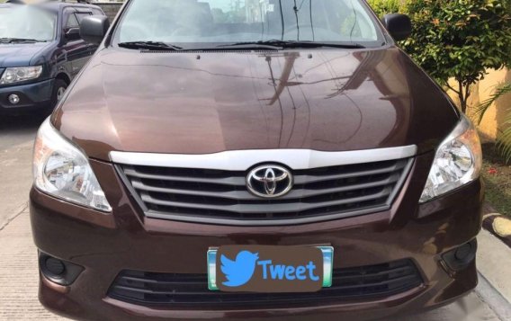 2nd Hand Toyota Innova 2014 at 33000 km for sale-1