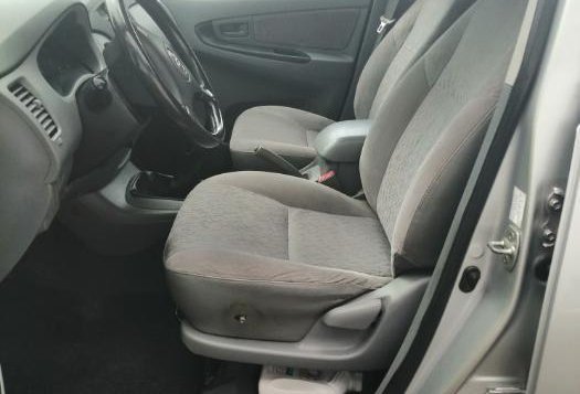 2005 Toyota Innova for sale in Quezon City-1