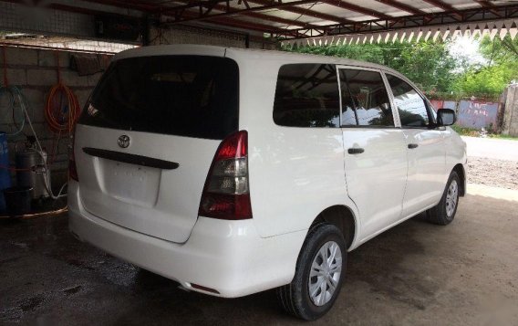 Selling 2nd Hand Toyota Innova 2012 in Gapan-1