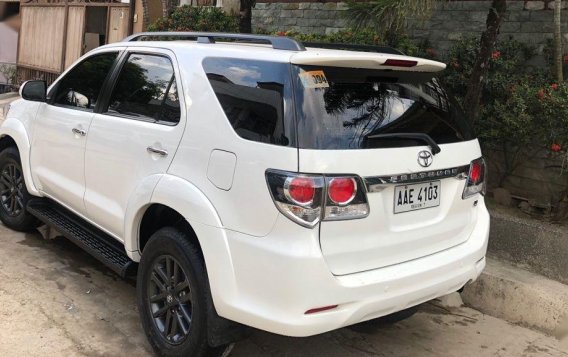 Sell 2nd Hand 2015 Toyota Fortuner Automatic Diesel at 30000 km in Cebu City-3