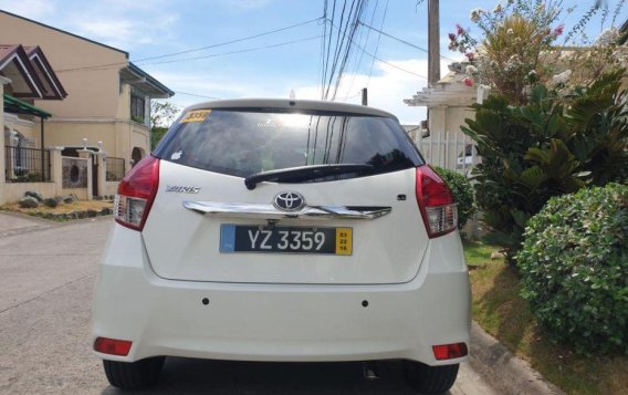 Selling 2nd Hand Toyota Yaris 2016 in Makati-2