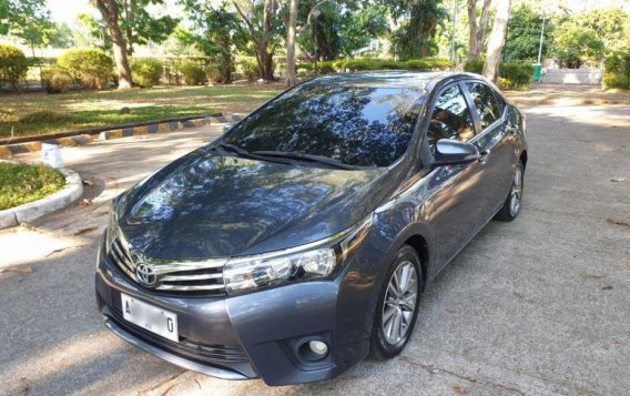 Selling 2nd Hand Toyota Corolla Altis 2015 in Angono-6