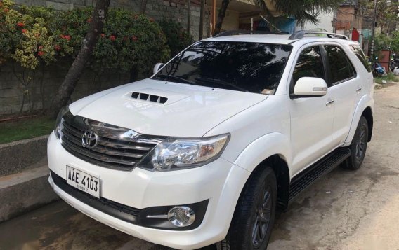 Sell 2nd Hand 2015 Toyota Fortuner Automatic Diesel at 30000 km in Cebu City-1