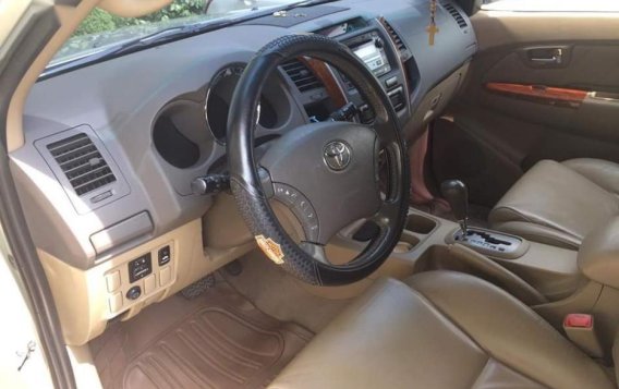 2nd Hand Toyota Fortuner 2009 at 63000 km for sale in Mandaue-2