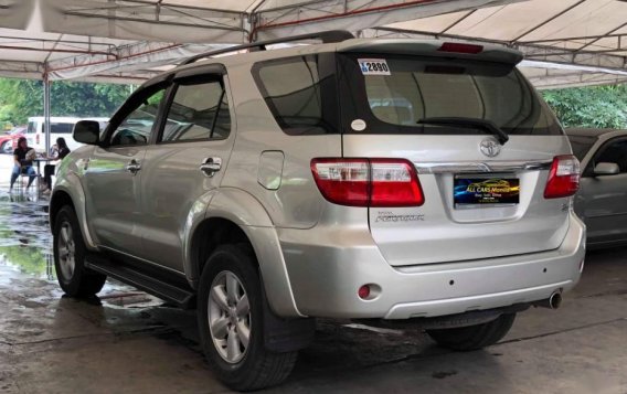 Toyota Fortuner 2010 Automatic Gasoline for sale in Makati-11