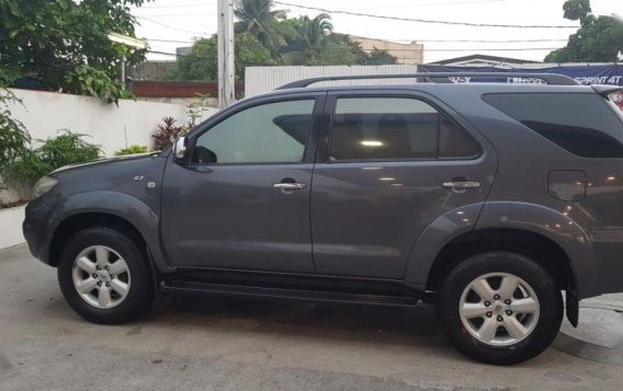 Selling 2007 Toyota Fortuner for sale in Quezon City-1