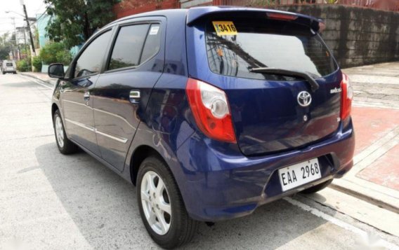 Selling Toyota Wigo 2017 at 4000 km in Quezon City-4