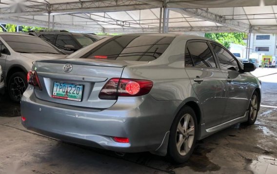 2nd Hand Toyota Altis 2012 at 45000 km for sale-1