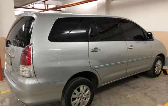 Selling 2nd Hand 2010 Toyota Innova in Manila