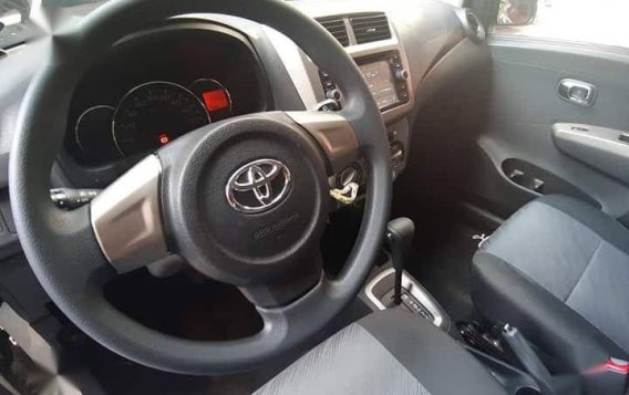 Selling 2nd Hand Toyota Wigo 2016 in Manila-5