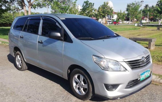 Selling Toyota Innova 2014 Manual Diesel in Cagayan de Oro