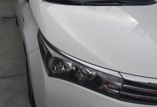 2nd Hand Toyota Altis 2014 for sale in Parañaque-2