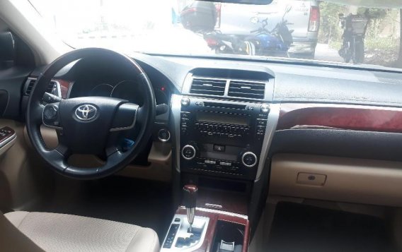 Selling 2nd Hand Toyota Camry 2014 in Quezon City-6