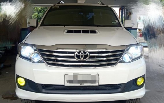 Sell 2nd Hand 2014 Toyota Fortuner at 52000 km in San Pascual-3