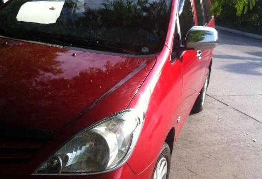 Selling 2nd Hand Toyota Innova 2011 in Manila-1