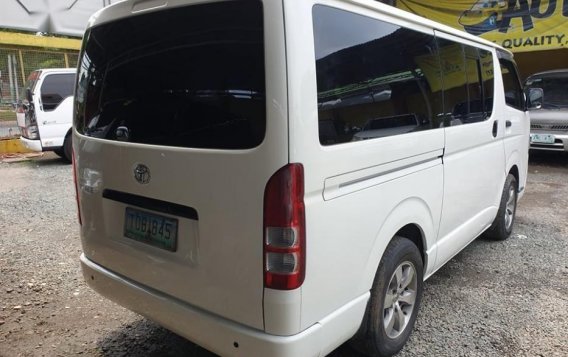 Selling 2nd Hand Toyota Hiace 2012 Manual Diesel at 85000 km in Quezon City-8