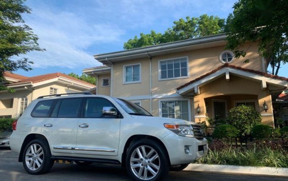 2nd Hand Toyota Land Cruiser 2015 for sale in Quezon City-1