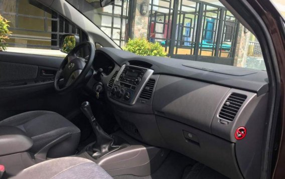 Selling 2nd Hand 2014 Toyota Innova in Tagaytay-2