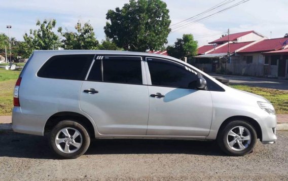 Selling Toyota Innova 2014 Manual Diesel in Cagayan de Oro-6