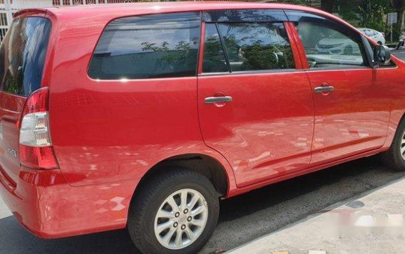 Selling Red Toyota Innova 2015 Automatic in Quezon City-4