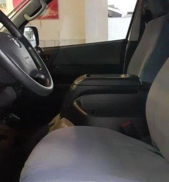 2nd Hand Toyota Hiace 2012 for sale in Caloocan-5