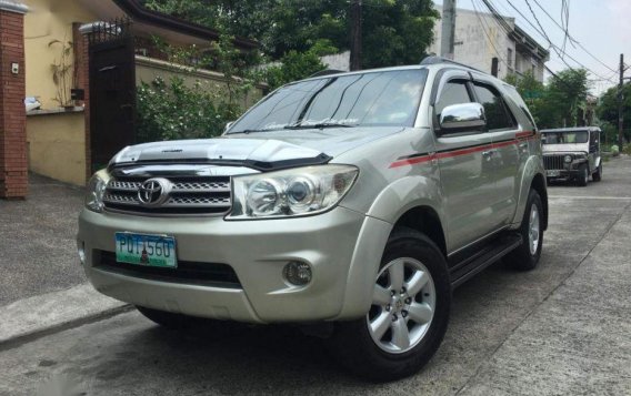 Selling Toyota Fortuner 2011 Manual Diesel in Meycauayan