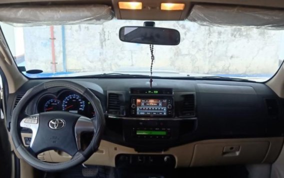 Sell 2nd Hand 2014 Toyota Fortuner at 52000 km in San Pascual-6