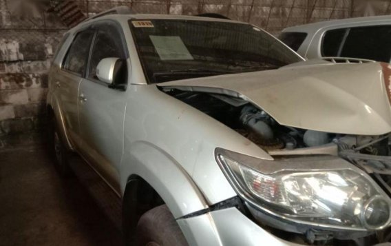 Selling 2nd Hand Toyota Fortuner 2014 in Meycauayan-2