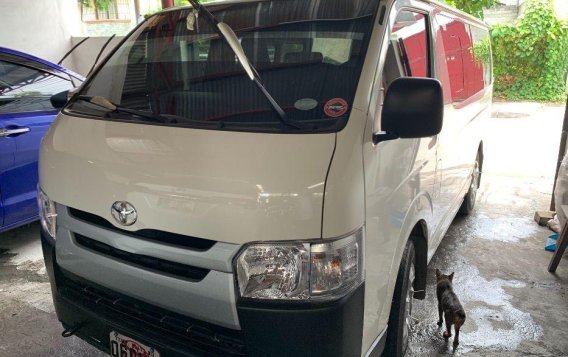 Selling 2nd Hand Toyota Hiace 2019 in Quezon City-3