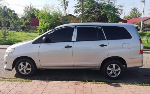 Selling Toyota Innova 2014 Manual Diesel in Cagayan de Oro-2