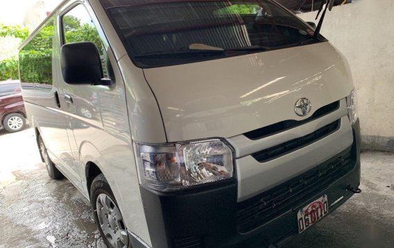 Selling 2nd Hand Toyota Hiace 2019 in Quezon City